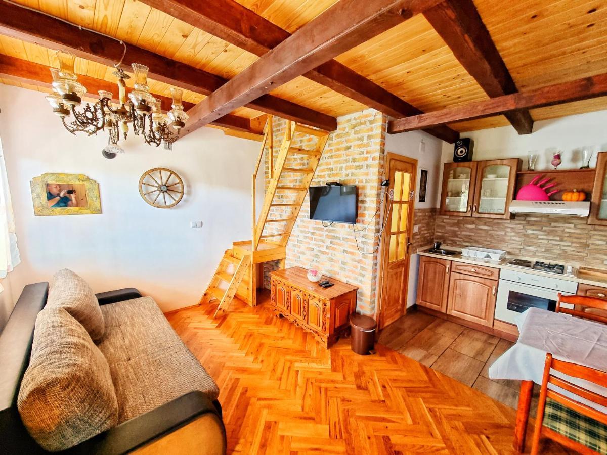 Guesthouse Mreznica- Mreznicka Idila resort Galovic-Selo Exterior foto